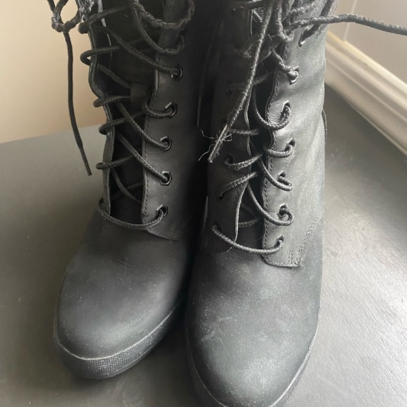 Timberland black boots - Picture 2 of 5